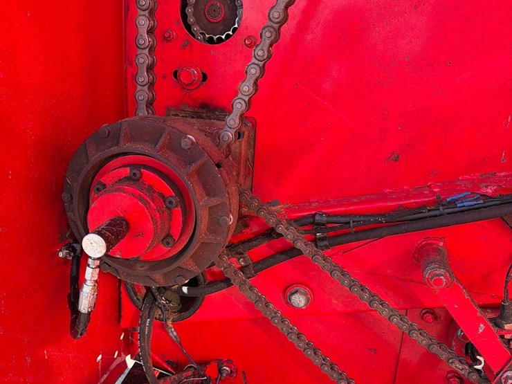 massey-ferguson-2856a-image-31