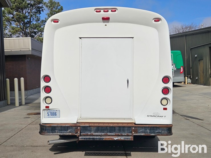 2016-ford-e450-image-6