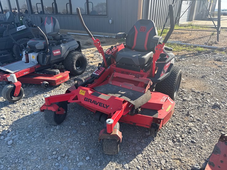 #18-•-gravely-991270-52"-zero-turn-mower-004842-inv#-42726-image-1