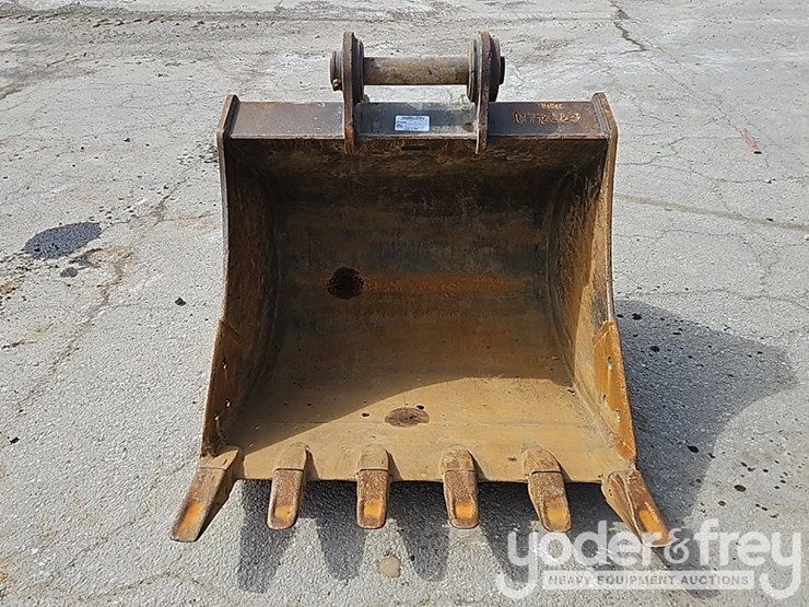 46"-digging-bucket-80mm-pin-to-suit-20-ton-excavator-image-1
