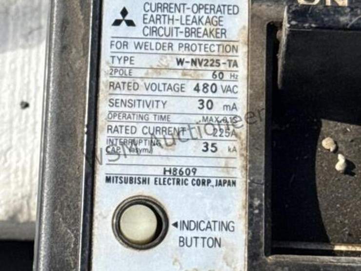 pallet-of-asst-large-breakers-image-12