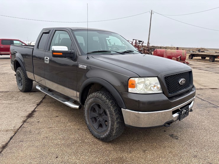2006-ford-f150-xlt-image-2