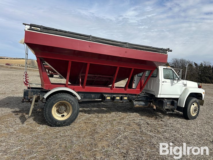 1994-ford-f800-image-4