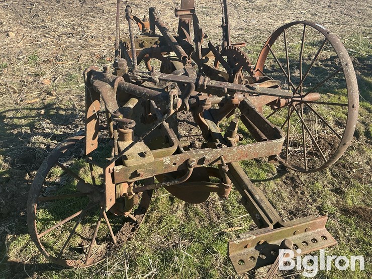 1-bottom-plow-image-19