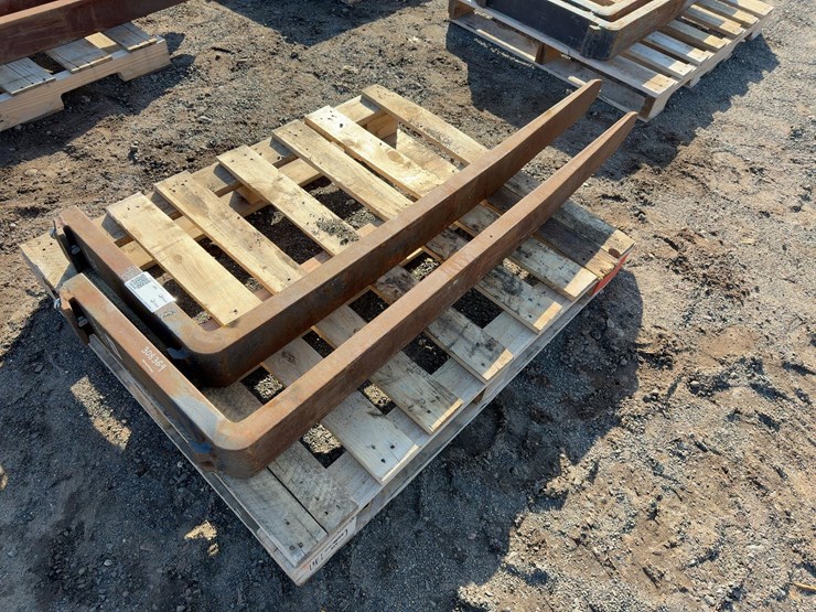 (2)-60"-forks-image-4