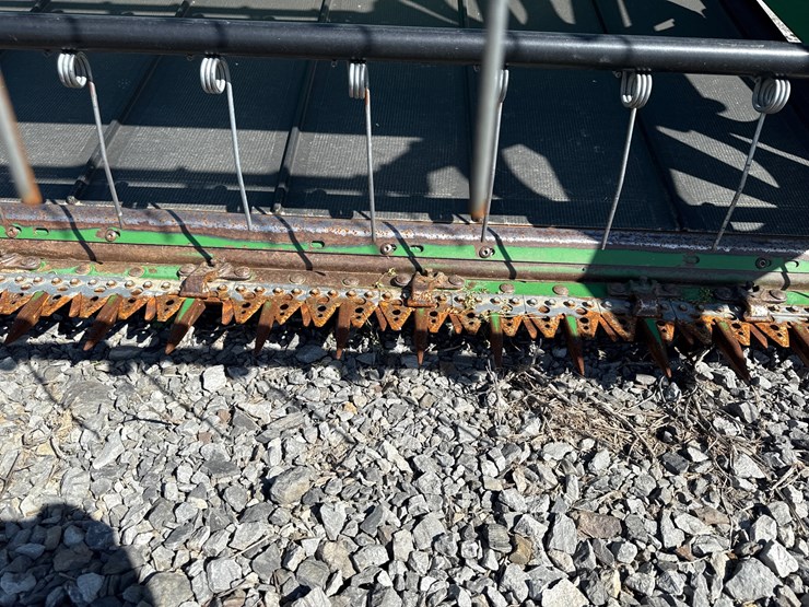 john-deere-630d-image-9