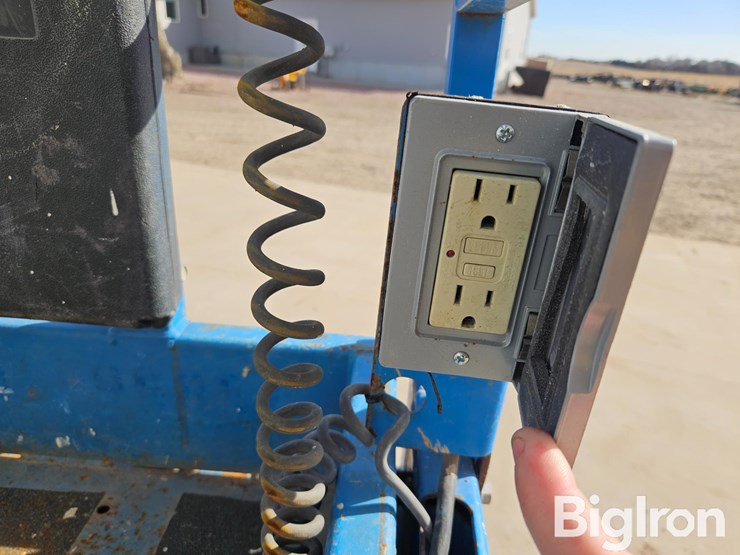 2016-genie-gs1930-image-19