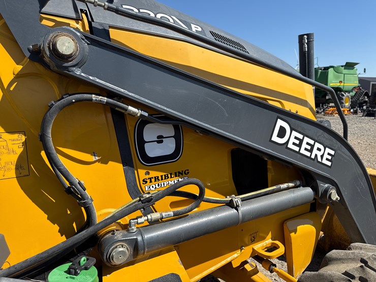 2024-deere-320-p-tier-image-22