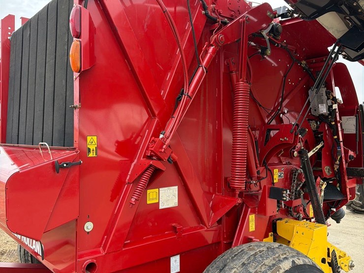 2018-new-holland-roll-belt-560-image-32