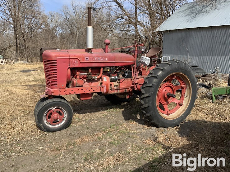1944-farmall-m-2wd-tractor-image-1