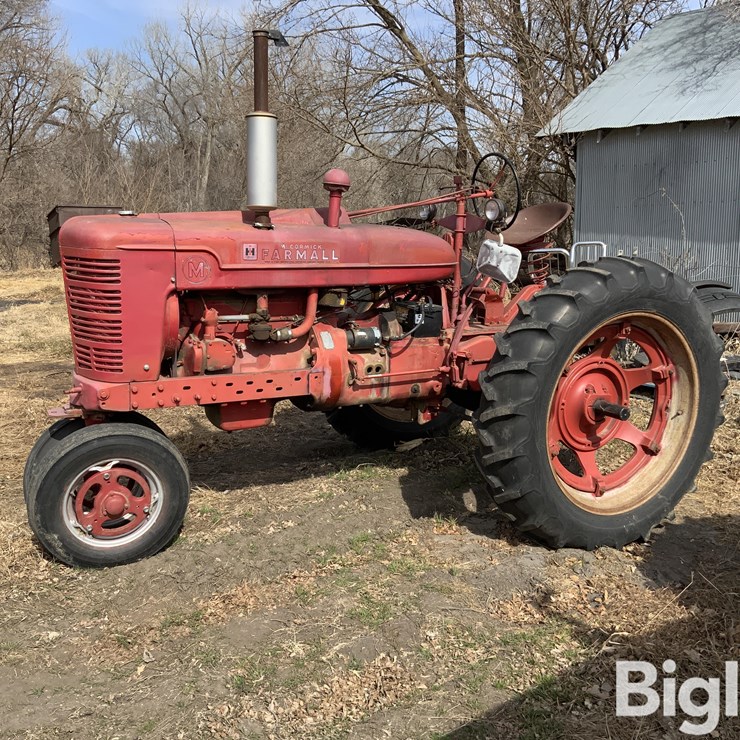 1944 Farmall M 2WD Tractor