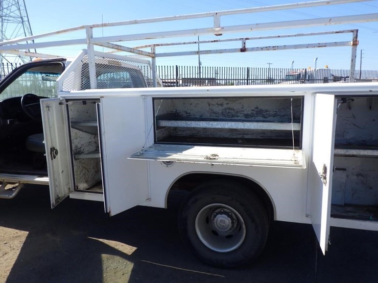 2001-dodge-ram-3500-image-8