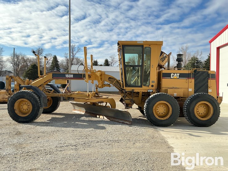 1998-caterpillar-160h-image-8