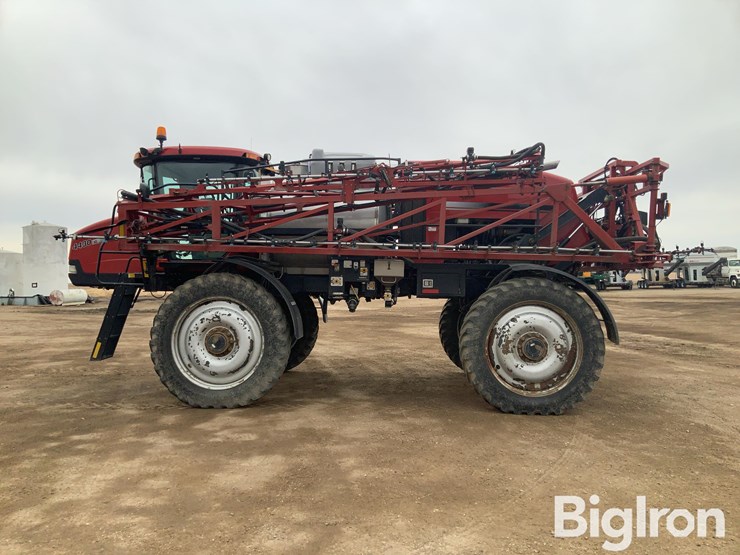 2013-case-ih-4430-self-propelled-sprayer-image-8