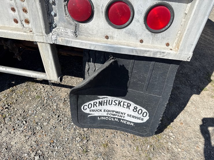 1995-cornhusker-hopper-bottom-image-11