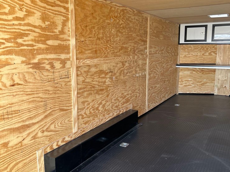 like-new--2025-steel-pines-cargo-llc-8-1/2ft-x-24ft-bumper-hitch-enclosed-trailer--1-owner-image-25