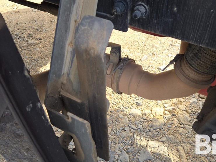 2022-peterbilt-389-image-14