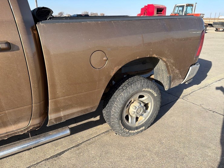 2011-dodge-ram-2500-image-8