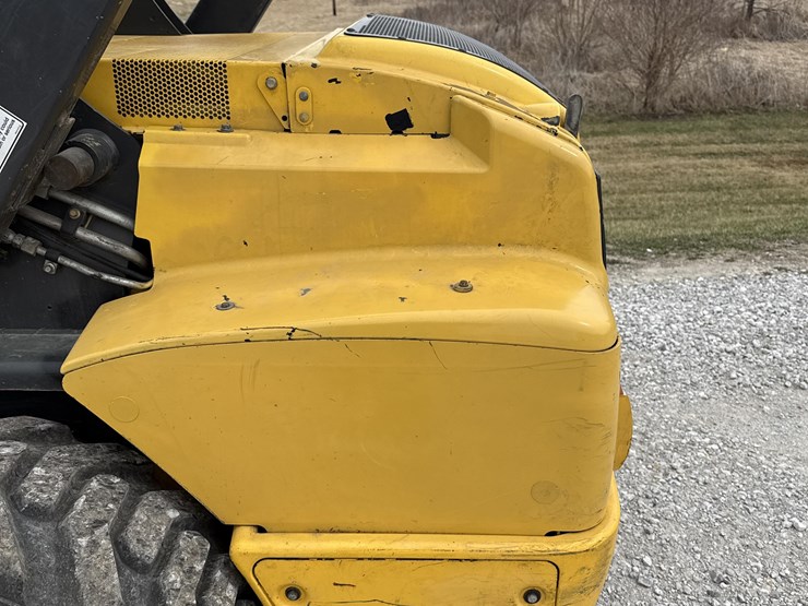 2013-new-holland-l230-image-20