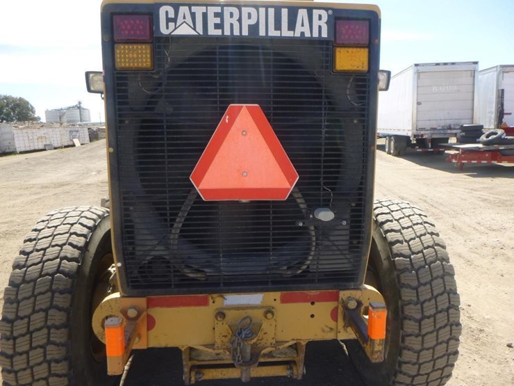 caterpillar-143h-image-21