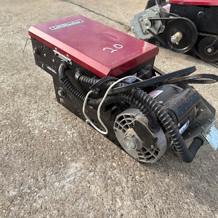 2016 Lift Master Logic 5.0 Overhead Door Motor