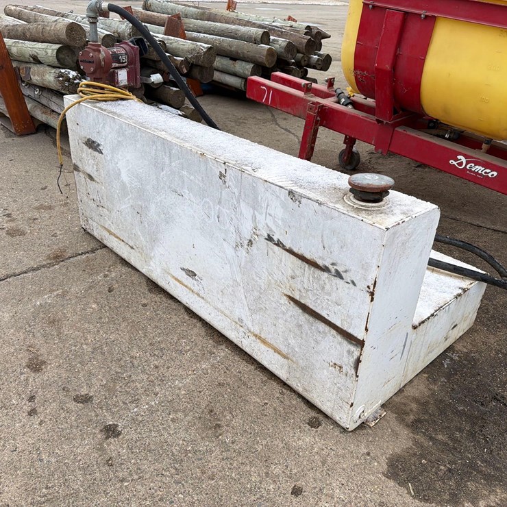 100 Gallon L Shaped Pickup Bed Fuel Tank