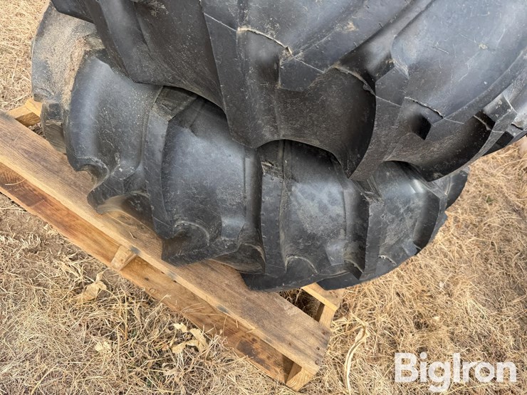 14.9-24-pivot-tires-&-rims-image-13