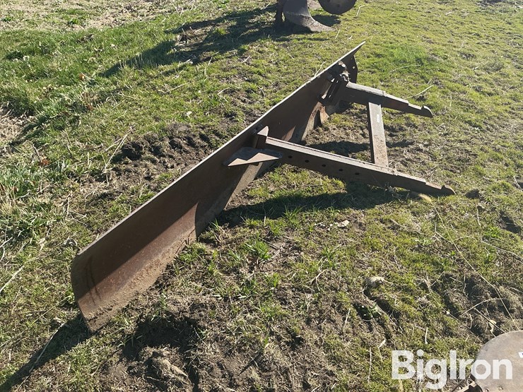 8’grading-blade-image-1