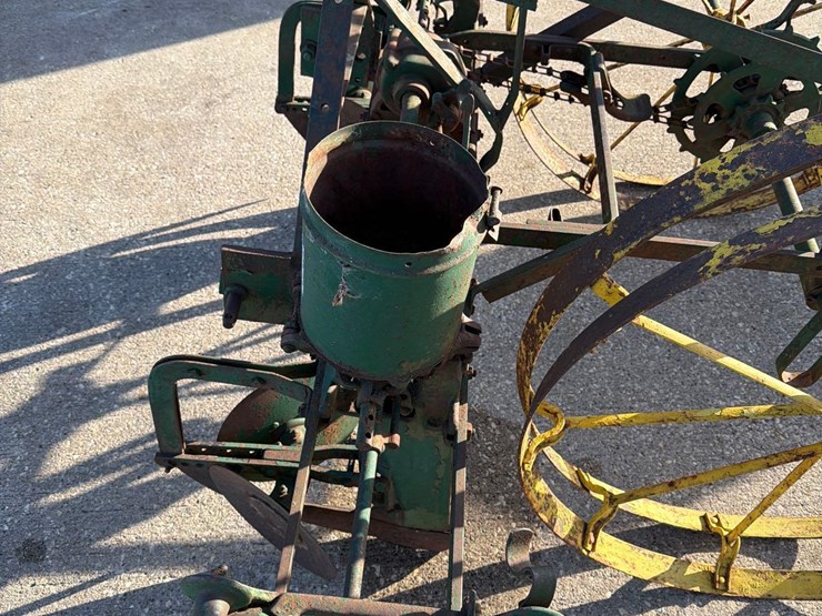 john-deere-2-image-13