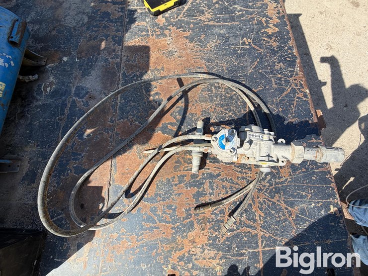 nh3-hydraulic-shut-off-/-flow-control-image-8