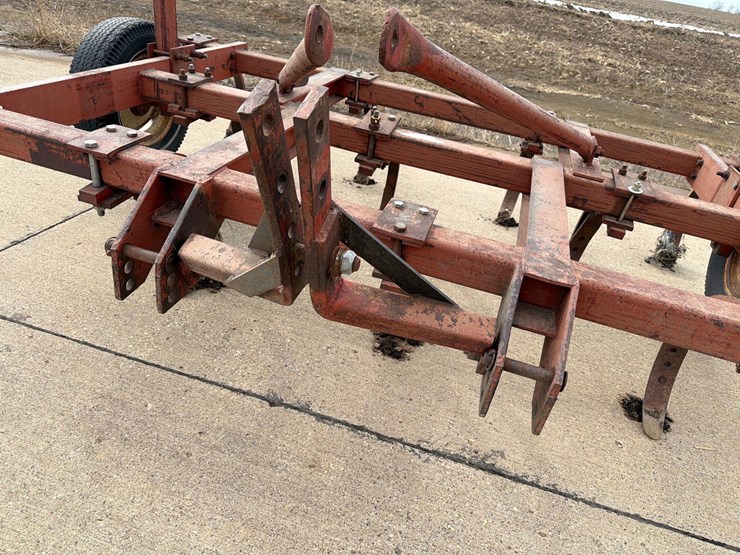 bush-hog-10-shank-chisel-plow-image-12