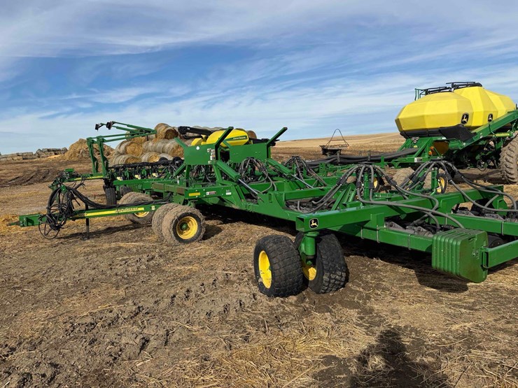 2011-john-deere-1890-image-1