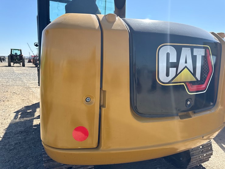 2017-caterpillar-305.5e2-image-8