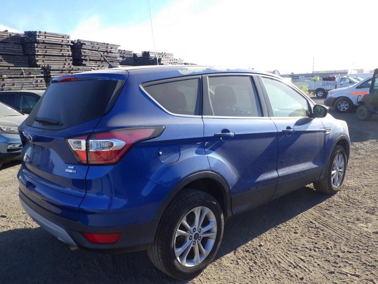 2017-ford-escape-image-3