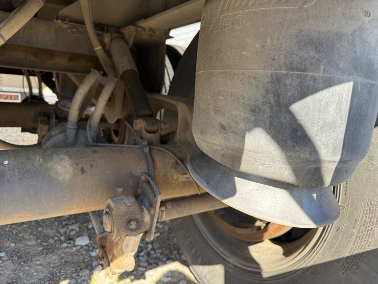 2015-timpte-hopper-bottom-image-17