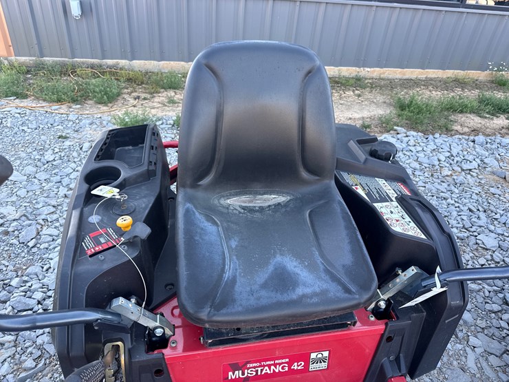 #25-•-troy-built-42"-zero-turn-mower-1b056h10225-inv#-42727-image-10