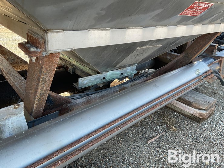 2013-adams-dry-fertilizer-tender-image-18