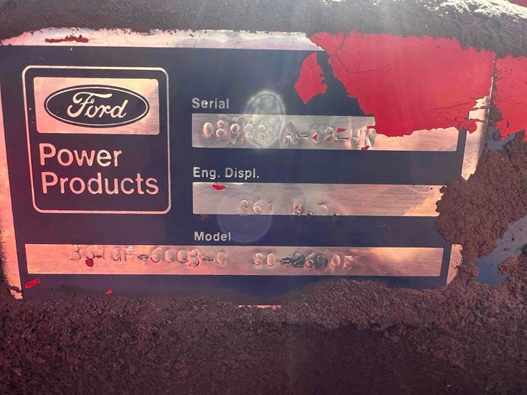 new-holland-1049-image-13