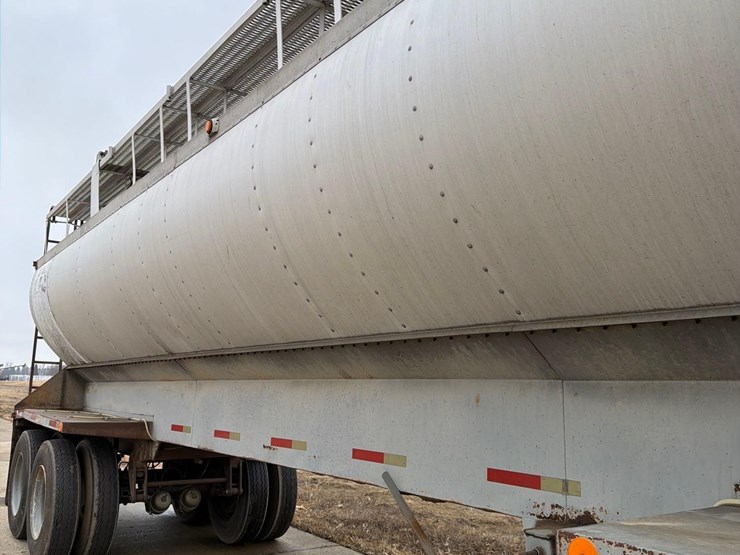 1999-bulkliner-36ft-semi-feed-trailer-image-14