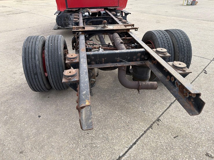 2014-international-4000-image-8