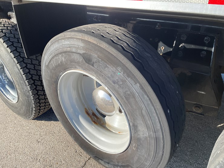 2006-caterpillar-c13-image-25