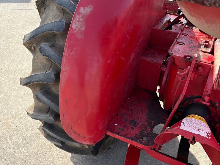 farmall-mccormick-w-6-standard-tractor-image-18
