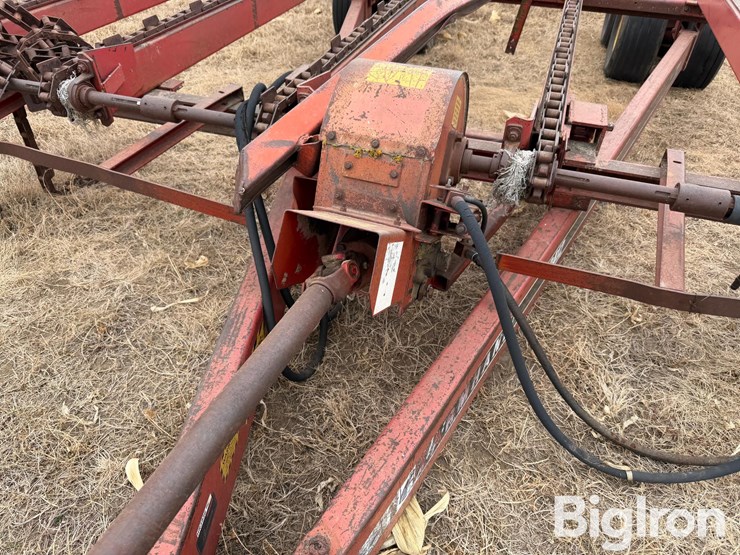 farmhand-8-bale-image-9