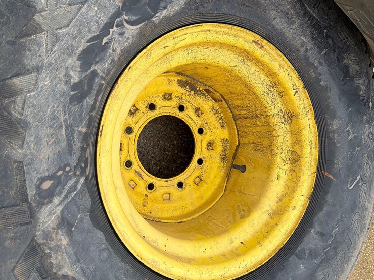 deere-tires-image-4