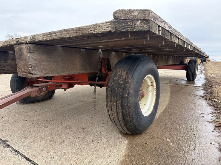 9ft-x-24ft-wood-flatbed-image-4