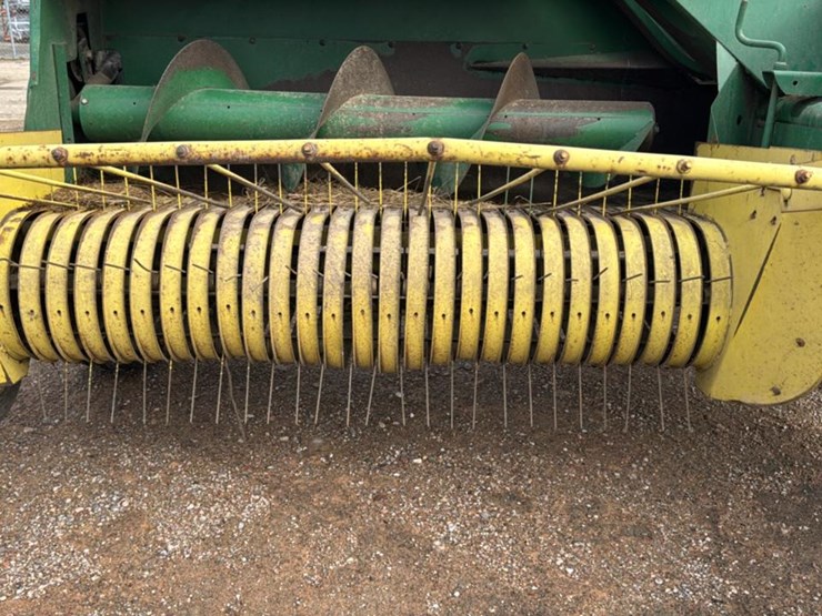 john-deere-328-image-6