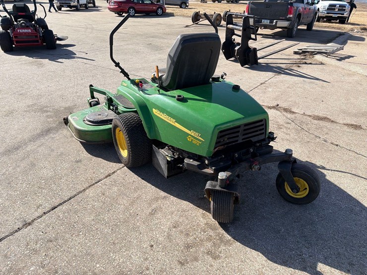 john-deere-f687-image-3