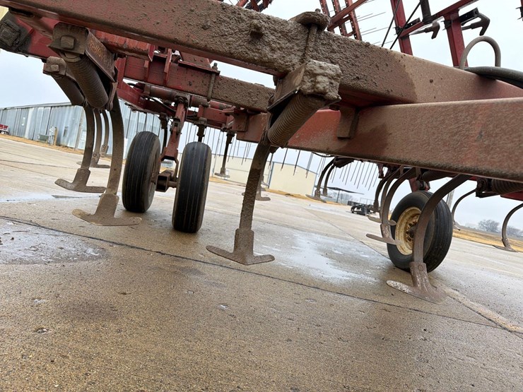 case-ih-4600-image-15