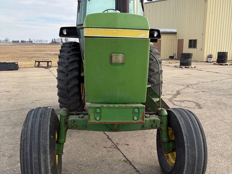 john-deere-4630-image-2