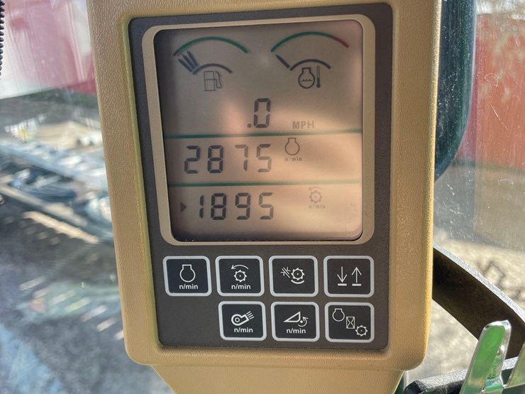 2007-john-deere-9560-sts-image-65